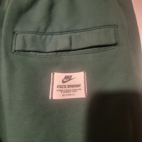 Nike Men's Sportswear Club Fleece French Terry Athletic Shorts DZ3061-341 Medium - Picture 5 of 8